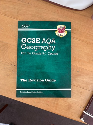 Aqa geography gcse cgp - gcse,